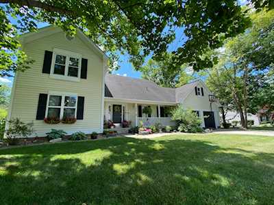 504 Dorchester Dr Noblesville, IN 46062