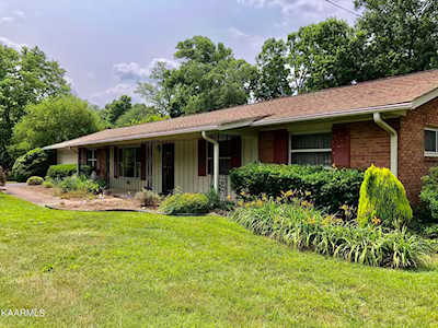 8129 Chesterfield Dr Knoxville, TN 37909