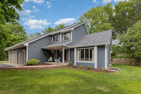 12501 Pinehurst Drive Burnsville, MN 55337