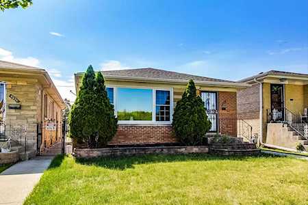 4628 N New England Ave Harwood Heights, IL 60706