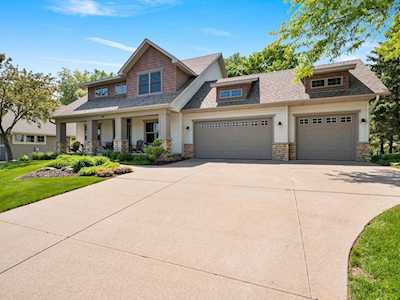 809 New Century Boulevard S Maplewood, MN 55119