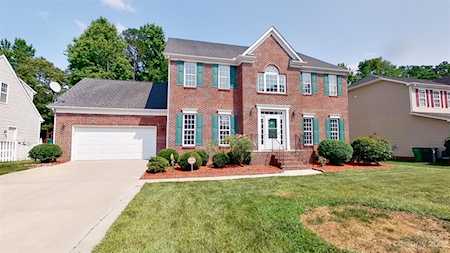 2526 Hampton Glen Ct Matthews, NC 28105