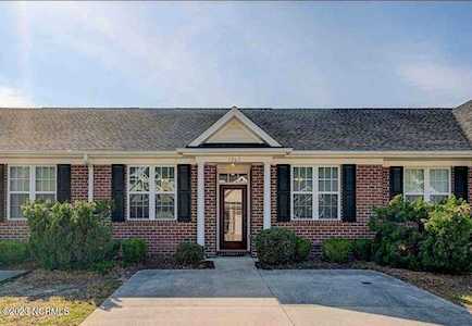 5305 Christian Drive Wilmington, NC 28403