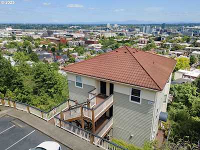 424 NW Uptown TER #4B Portland, OR 97210