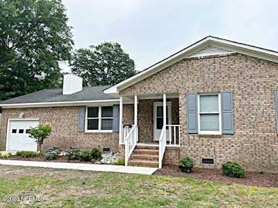 303 N First Avenue New Bern, NC 28560