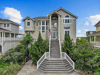 112 E Sea Holly Court Nags Head, NC 27959