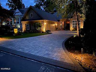 125 Inata Circle Loudon, TN 37774
