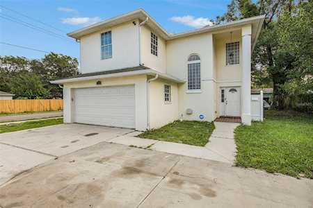 8613 N 15th St Tampa, FL 33604
