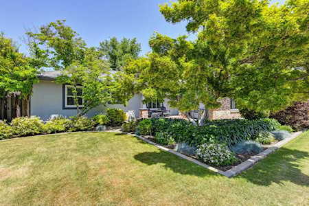 3935 Whitney Avenue Sacramento, CA 95821