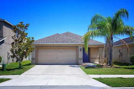 1970 Hawks View Dr Ruskin, FL 33570