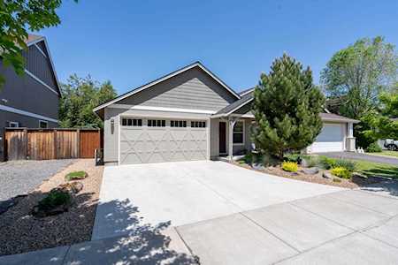 20040 Sorrento Place Bend, OR 97702