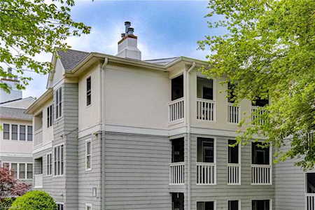 205 Oakwood Court Winston Salem, NC 27103