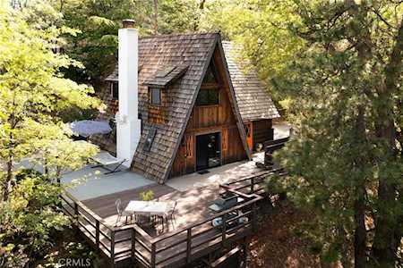 27580 N Bay Rd Lake Arrowhead, CA 92352