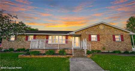 1220 W Stagecoach Rd Palmerton, PA 18071