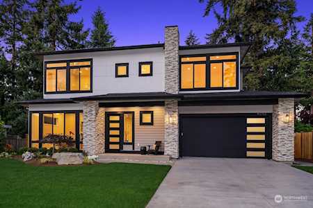 1010 165th Place NE Bellevue, WA 98008