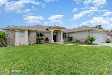 128 Palm Circle Melbourne, FL 32940