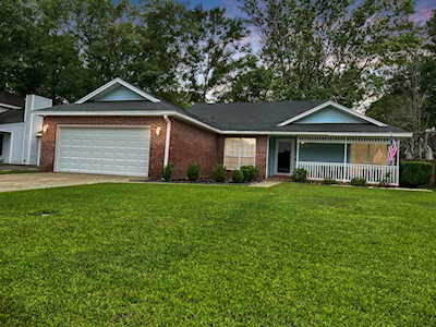 525 Laurel Ridge Rd North Charleston, SC 29418