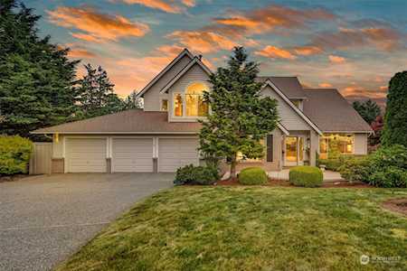 1806 230th Ct NE Sammamish, WA 98074