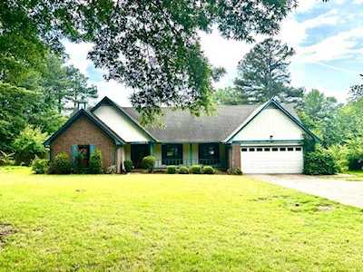 5165 Woods Landing Cv Memphis, TN 38125