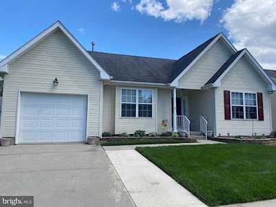 308 Chickory Trl Mullica Hill, NJ 08062