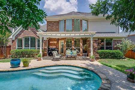 724 Lathrop Street Lantana, TX 76226