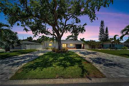 10246 Paradise Blvd Treasure Island, FL 33706