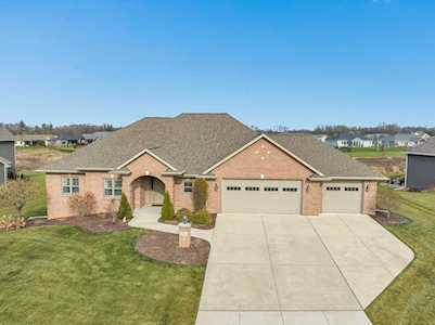 2754 Creekwood Circle Green Bay, Village of Bellevue, WI 54311