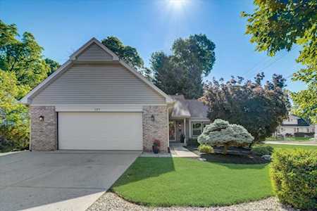 101 N 8th St Zionsville, IN 46077