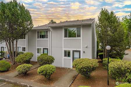 10521 SE 252nd St #P5 Kent, WA 98030