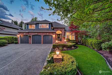 27165 SE 25th St Sammamish, WA 98075