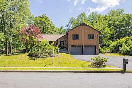 10 Azalea Drive Pearl River, NY 10954