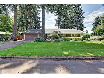8908 NE 113th CT Vancouver, WA 98662