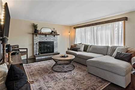 54 Ontario Ave Cranston, RI 02920