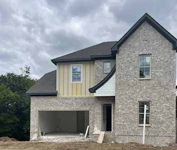 2036 Blackstone Drive Hendersonville, TN 37075