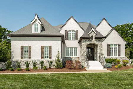 1221 Plantation Blvd Gallatin, TN 37066