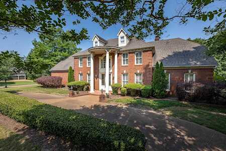 9494 N Fox Hill Cir Germantown, TN 38139