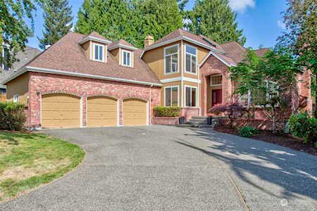 6594 151st Place Bellevue, WA 98006