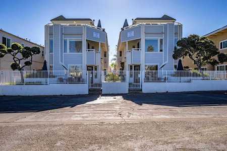725-727 San Fernando Pl San Diego, CA 92109
