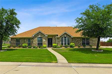 101 Mustang Drive Fate, TX 75087