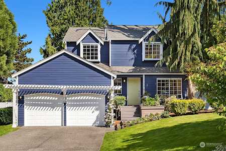 1734 221st Place NE Sammamish, WA 98074