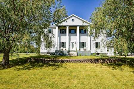 306 16th Ave NW West Fargo, ND 58078