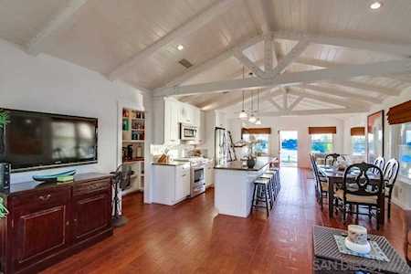 3335 Riviera Dr. San Diego, CA 92109