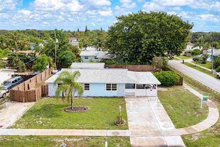1403 W Hardee Street Lantana, FL 33462