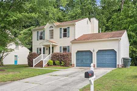 122 Saddle Dr Newport News, VA 23602