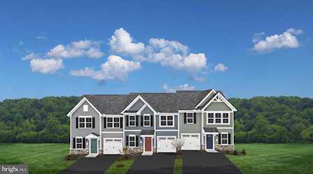 13 Bibury St Martinsburg, WV 25405