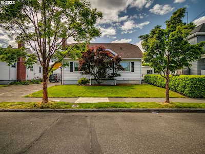 2323 SE 46th AVE Portland, OR 97215