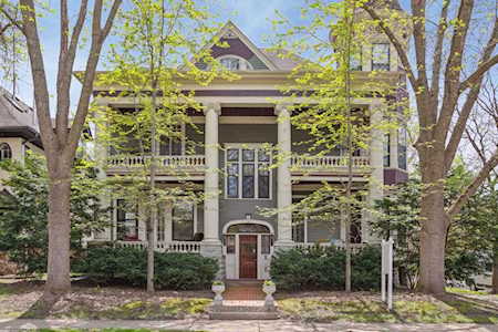 496 Holly Avenue #2 Saint Paul, MN 55102