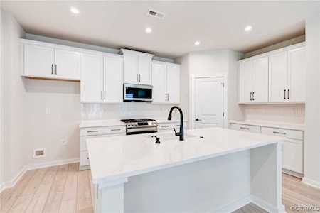 5419 Grandin Ave #2-1 Moseley, VA 23120