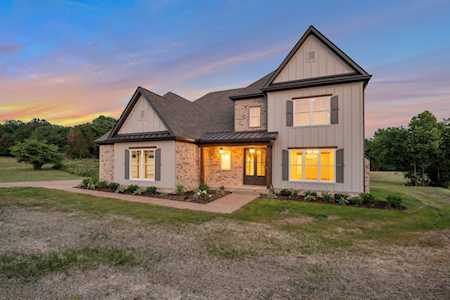 1041 Benton Harbor Blvd Mount Juliet, TN 37122