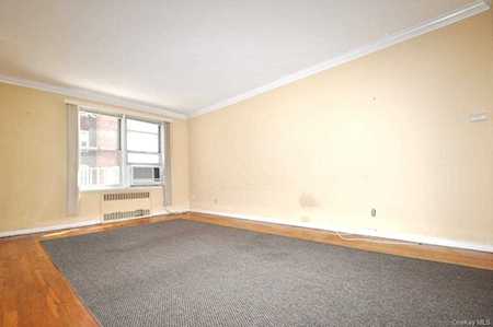 491 Riverdale Ave #3D Yonkers, NY 10705